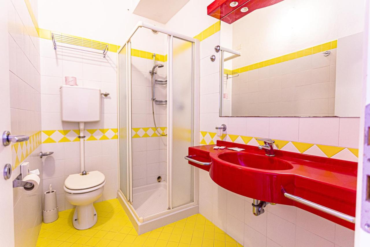 Hotel Continental Беллария-Иджеа-Марина Экстерьер фото